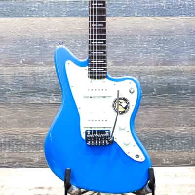 Vintage Suzuki Super Sounds MIJ Strat Brazen Picker Professional
