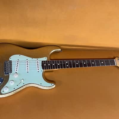 Fender 1964 Stratocaster Master Design Masterbuilt Greg Fessler 2006 - Gold Sparkle image 4