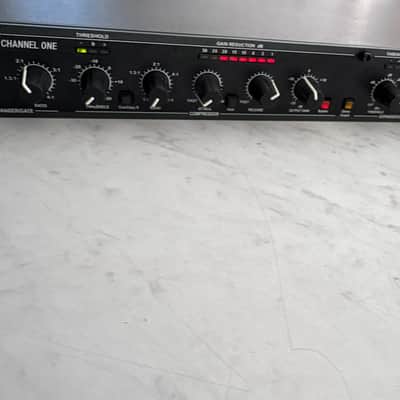 dbx 266XL Stereo Compressor / Limiter 2010s - Black image 3