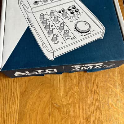Alto Professional Zephyr ZMX52 5-Channel 2-Bus Analog Mixer 2010s - Black image 1