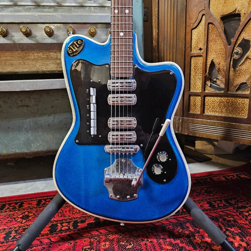 1963 Crucianelli Elite Model 40-V  Blue Sparkle - Excellent