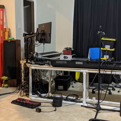 Korg KROME 88-Key Synthesizer Workstation 2010s Black