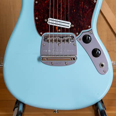 2006 Fender Japan Mustang 65 Vintage Reissue Daphne Blue Seymour Duncan humbucker offset guitar CIJ image 2