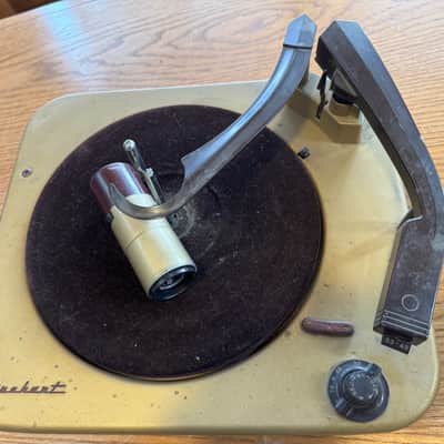 Capehart Colortone turntable and record changer image 1
