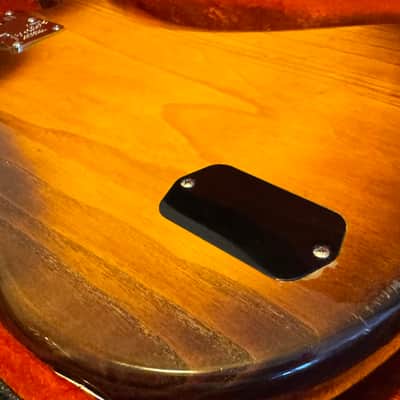 Fender American Deluxe Dimension Bass V 2014 - 2016 - Violin Burst image 11