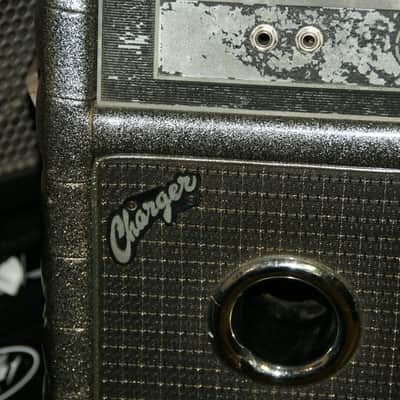 Vintage Kustom Charger 200 Watt Guitar Amp Padded Silver image 2