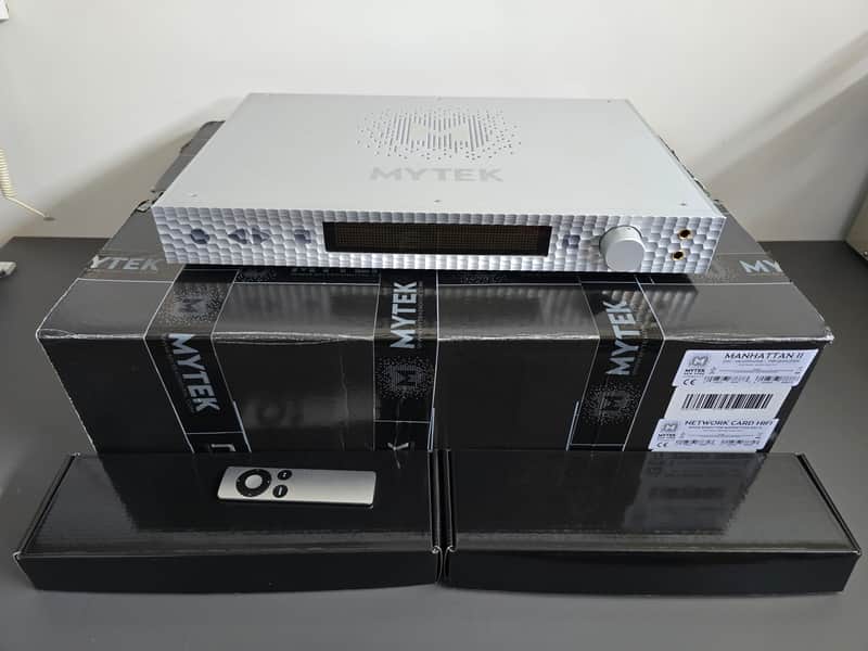 Mytek Manhattan II - DAC/Preamp + Network WIFI Roon Ready image 1