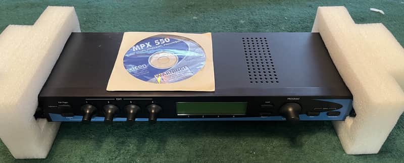 LEXICON MPX 550 24-BIT DUAL CHANNEL EFFECTS RACK PROCESSOR image 1