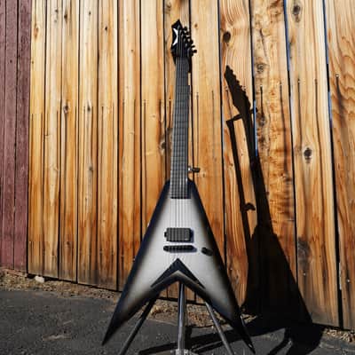Dean USA Vengeance V Silverburst 6-String Electric Guitar w/ Hard Case (2024) image 2
