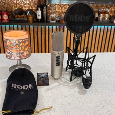Rode NT2-A Studio Solution Set - RØDE NT2-A Multi-Pattern Condenser Microphone w/ SM6 Shock Mount & Pop Filter image 1