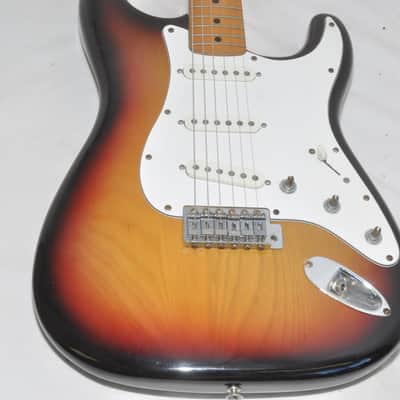 Fernandes Stratocaster Sunburst 1977-1981 Electric Guitar Ref No 6838 image 2