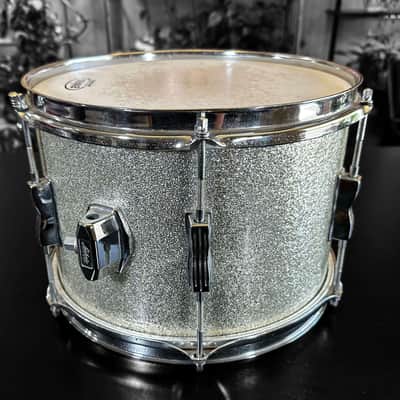 Ludwig No. 996-1 Club Date Outfit Drum Set (8x12"/14x14"/14x20") w/ Keystone Badges 1967 - Silver Sparkle image 6
