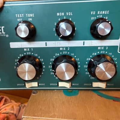 Altec 1592b Preamp/Mixer w/Direct Out image 4
