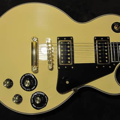 Epiphone Les Paul Custom Black Back Tuxedo, Off White and Black Coil Tapped with Gig Bag image 3