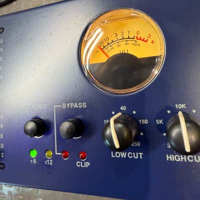 Furman Q-SERIES Q1312-V  31 Band Graphic Equalizer (one sketchy slider) image 5