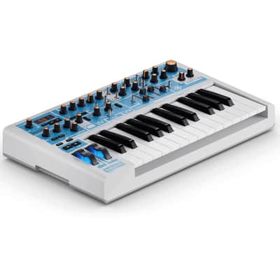 Novation Bass Station II Swifty Edition image 2