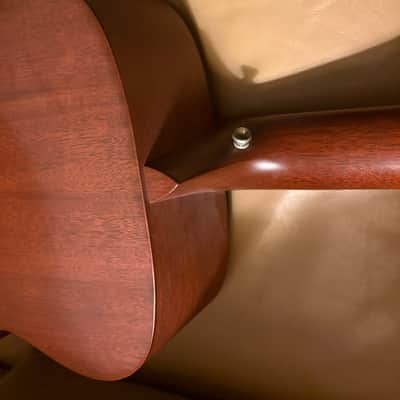 Martin J12-15 jumbo 12 string 2001 - Matte image 2