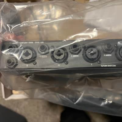 Focusrite Clarett+ OctoPre 8-Channel Microphone Preamp with ADAT I/O 2022 - Present - Red image 4