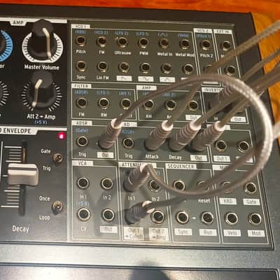 Arturia MiniBrute 2 Noir Edition 25-Key Synthesizer 2022 - Present - Black image 3