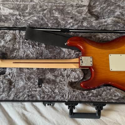 Fender American Professional Series Stratocaster HSS Shawbucker image 2