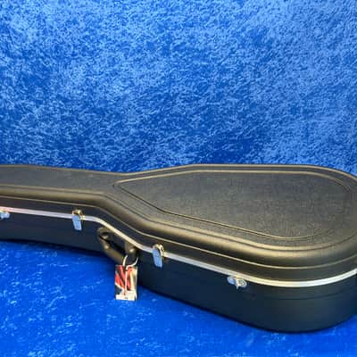 Hiscox PRO-II-GJ-B/S Hardshell Acoustic Jumbo Style Guitar Hard Case image 2