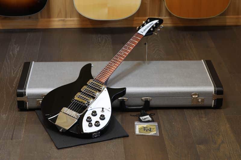 Minty '63 Rickenbacker 325V63 in JetGlo