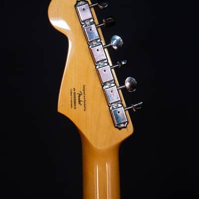 Squier Classic Vibe '50s Stratocaster, Maple FB, 2-Color Sunburst image 10