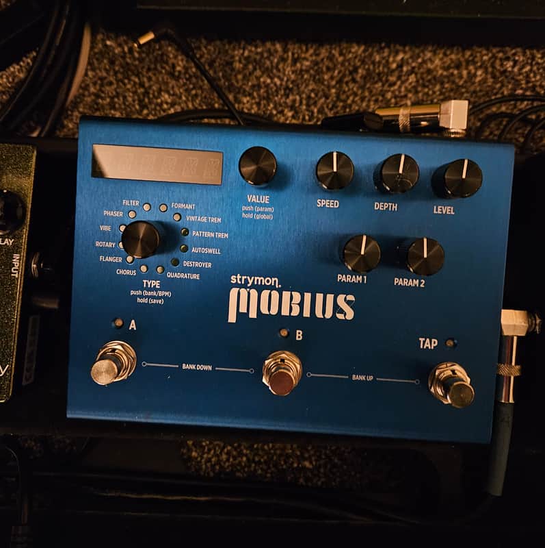 Strymon Mobius