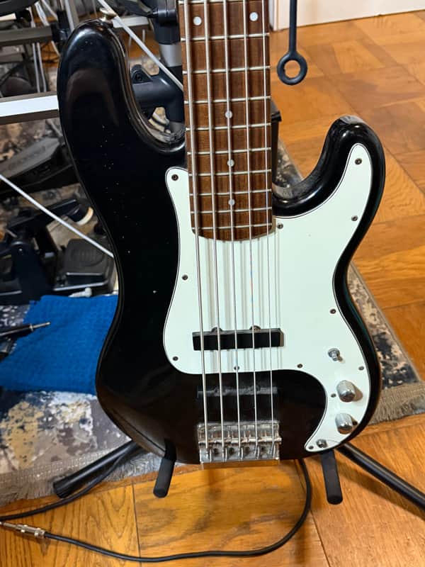 Squier Standard Precision Bass Special V 2000 - 2007 - Black image 1