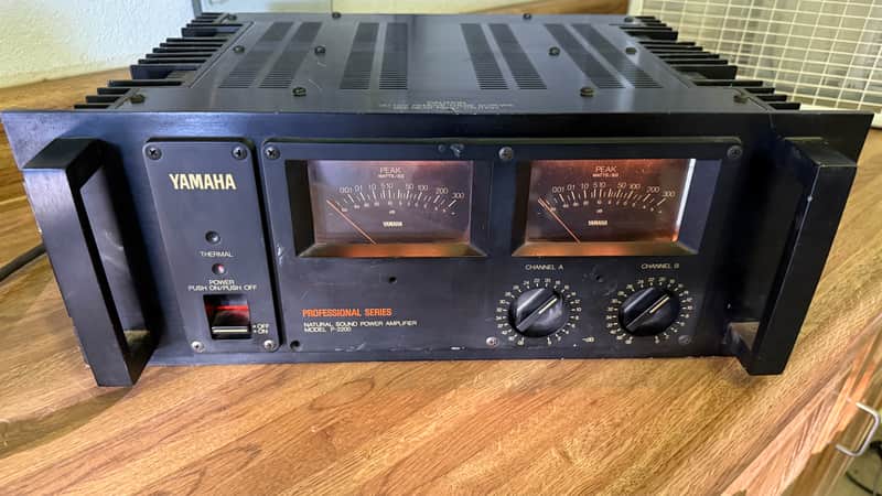 Yamaha P-2200 Professional Series Natural Sound Power Amplifier 1970s - Black image 1