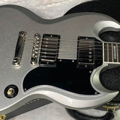 NEW! Gibson Custom SG Custom Electric Guitar - Radiant Sparkle - WOW! Just Incredible! 6.9lbs - Authorized Dealer - G07686 image 4