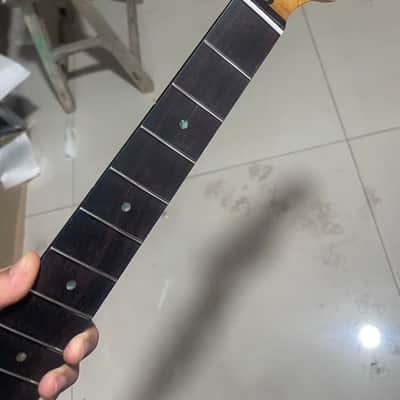 25.5 inch Round stainless steel 4a 22 frets Roasted flame Maple guitar neck Rosewood fingerboard Radius: 12 inch hole 10mm Satin image 2