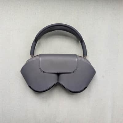 Apple AirPods Max - Gen 1 2024 - Space Gray image 2