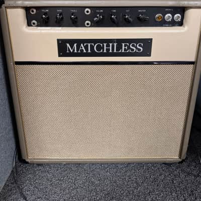 Matchless SC-30 2-Channel 30-Watt 1x12" Guitar Combo image 2