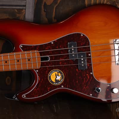 Marcus Miller P5 Tobacco Sunburst Lefty image 7