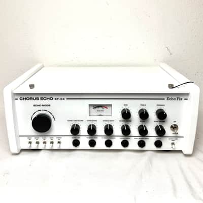 Echo Fix EF-X3 Desktop Tape Echo with BBD Analog Chorus & Spring Reverb - White image 5