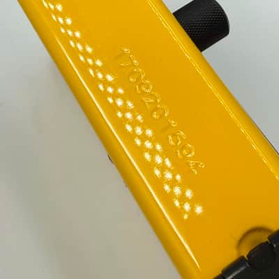 Spirit by Steinberger Headless Bass w/ Bag- Yellow image 12