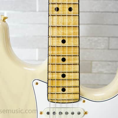 Fender American Custom Shop Stratocaster® NOS, 2A Flame Maple Fingerboard, Honey Blonde image 3