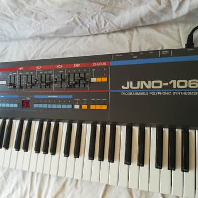 Roland Juno-106 61-Key Programmable Polyphonic Synthesizer 1984 - 1985 - Black image 7