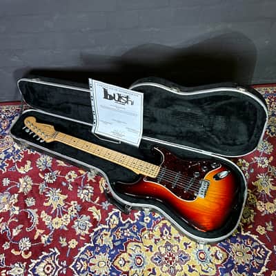 + New Video Fender Custom Shop Stratocaster Ex Bush Nigel Pulsford 3 Tone Sunburst Guitar + Case image 2