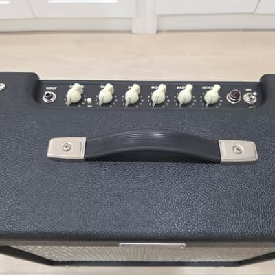 Fender Blues Junior IV image 3