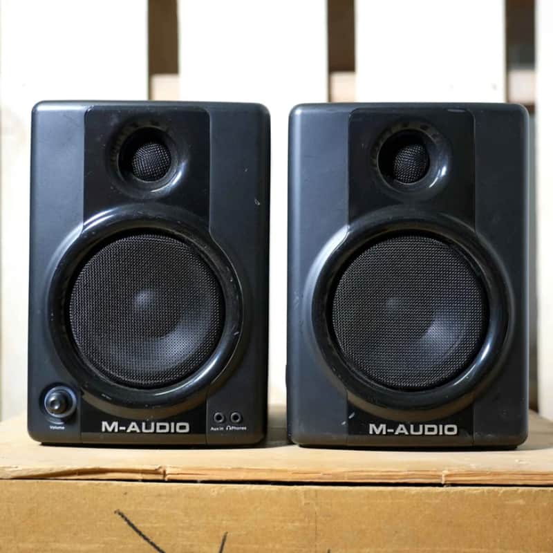 M-Audio Studiophile AV-40 Monitor Speakers image 1