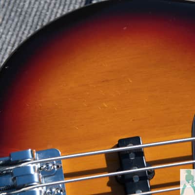 Road Warrior! - 5 String Fender J Craft JBV - '62 Style Jazz Bass Reissue - Crafted in Japan - Pro Set Up w Perfect Frets/Action/Intonation - MOJO Drip 100% image 11