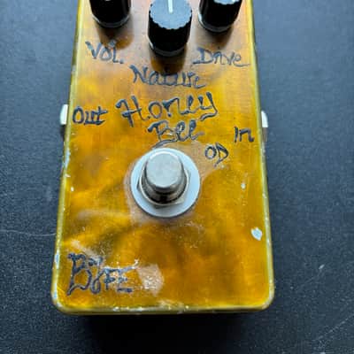BJFE Honey Bee Overdrive (3-Knob) Gold image 3