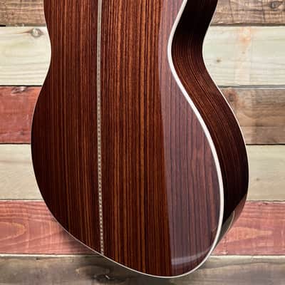 Martin 000-28 Modern Deluxe OM Natural 2025 image 3