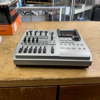 Used Fostex MR-8HD Digital Multitrack Recorder with Original Box and Manual for Parts or Repair image 7