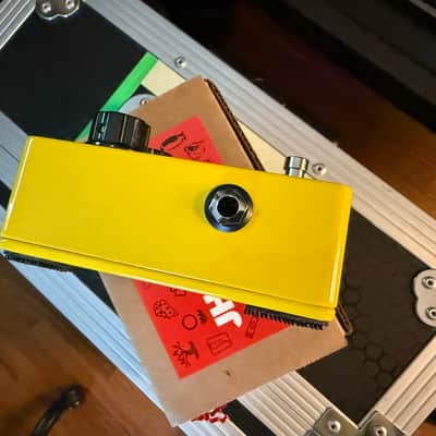 JHS Overdrive / Preamp Limited Edition 2026 - Yellow image 4