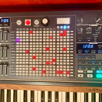 Arturia MatrixBrute 49-Key Synthesizer 2017 - Present - Black image 10