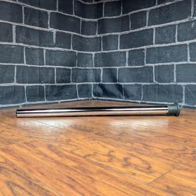 Alesis Vertical Drum Rack Tube with Rubber Foot – 28" x 1.5" – Heavy‑Duty Electronic Drum Rack Hardware image 3