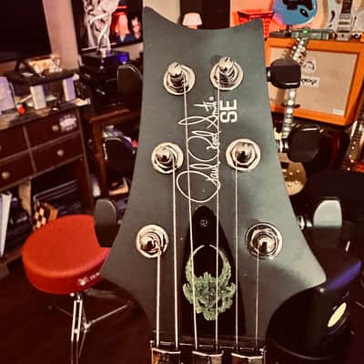 ‘25 PRS | SE | Chleo | Herman Li Signature | Mantis Burst | Jade Amulet Truss Rod Cover | MINT! image 2